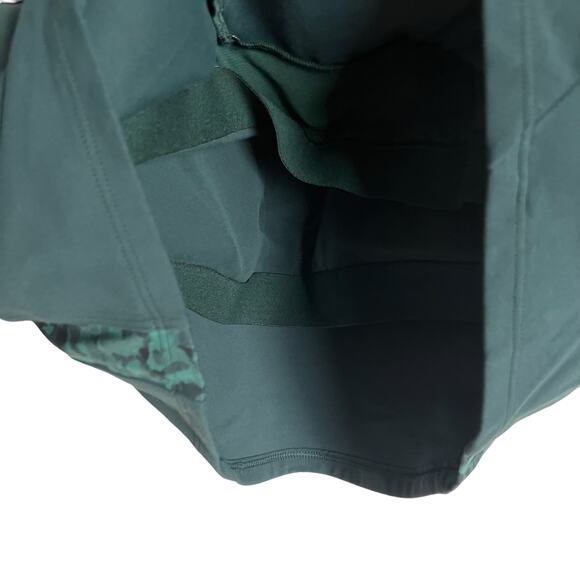 Athleta Conscious Crop Serene Green Camo Sports Bra D-DD Cup Size 1X - Picture 7 of 8